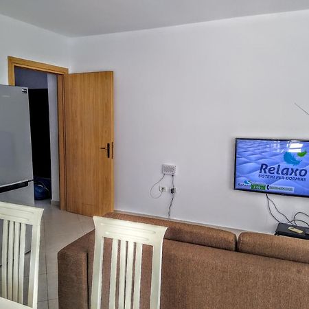 Rass' Apartment Vlorë 客房 照片