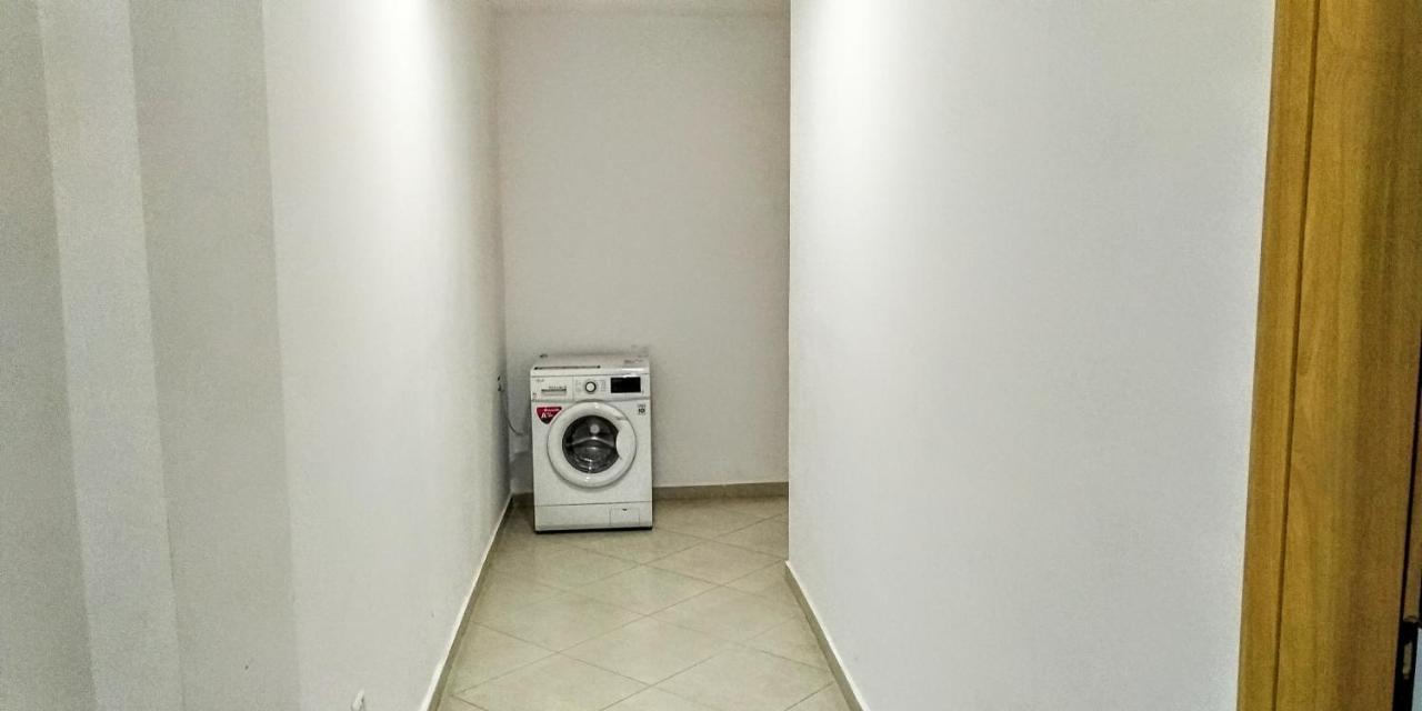 Rass' Apartment Vlorë 外观 照片